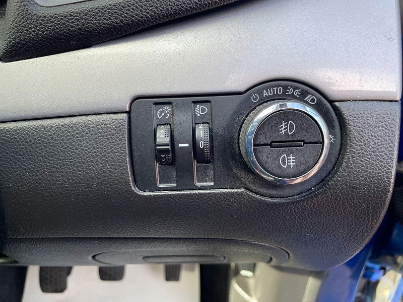Vauxhall Mokka 1.6i Exclusiv 2WD Euro 6 (s/s) 5dr 5dr Manual 2025
