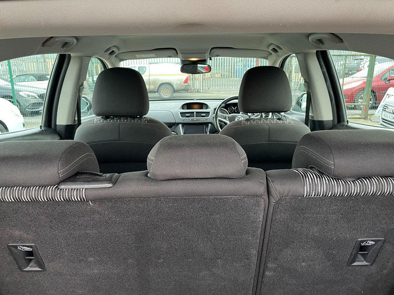 Vauxhall Mokka 1.7 CDTi Exclusiv Auto 2WD Euro 5 5dr 5dr Automatic 2026