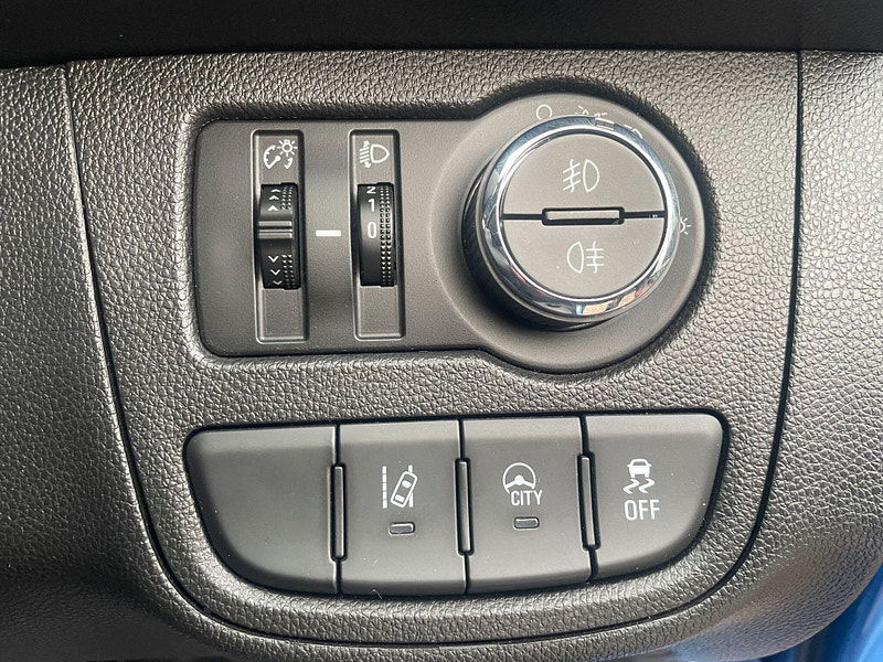 Vauxhall Viva 1.0i SE Euro 6 5dr 5dr Manual 2026