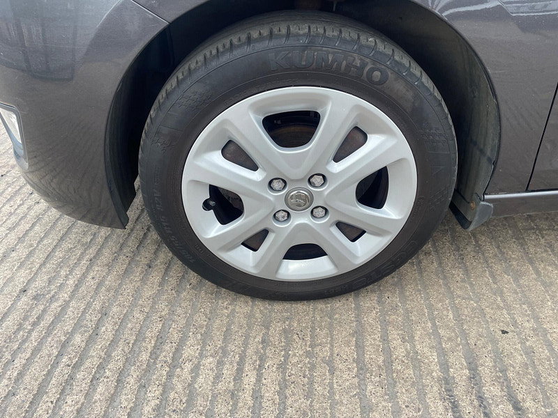 Vauxhall Viva 1.0i SE Euro 6 5dr (a/c) 5dr Manual 2026