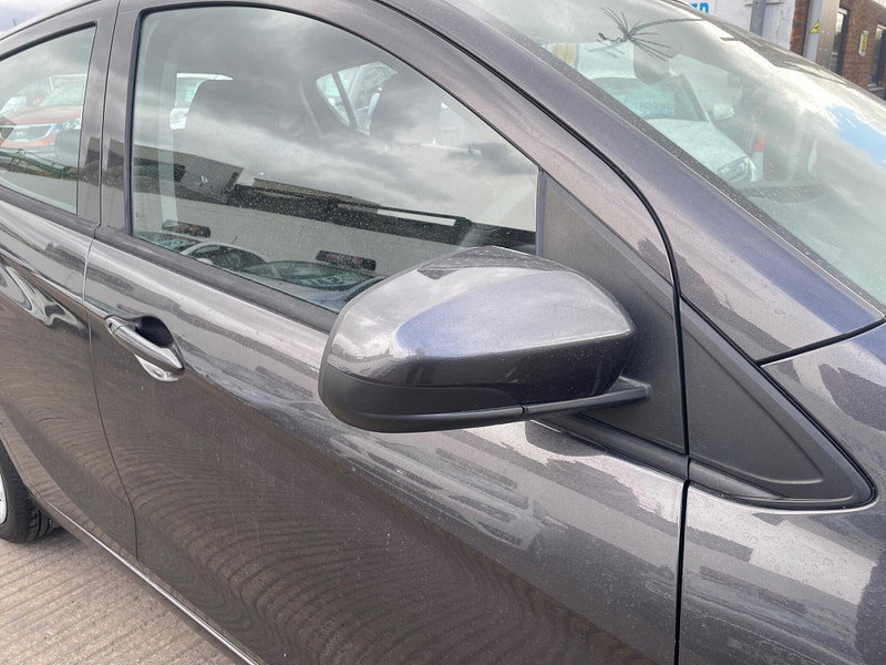 Vauxhall Viva 1.0i SE Euro 6 5dr (a/c) 5dr Manual 2026