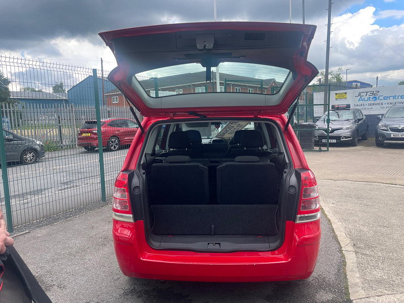 Vauxhall Zafira 1.6 16V Exclusiv Euro 5 5dr 5dr Manual 2026