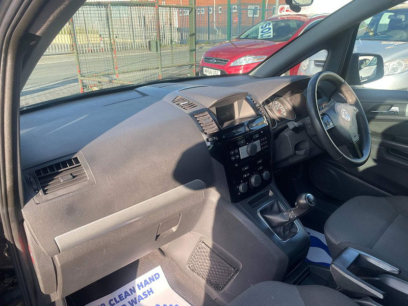 Vauxhall Zafira 1.6 16V Exclusiv Euro 5 5dr 5dr Manual 2025