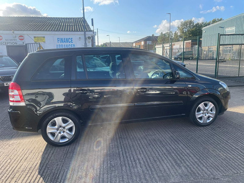 Vauxhall Zafira 1.6 16V Exclusiv Euro 5 5dr 5dr Manual 2025