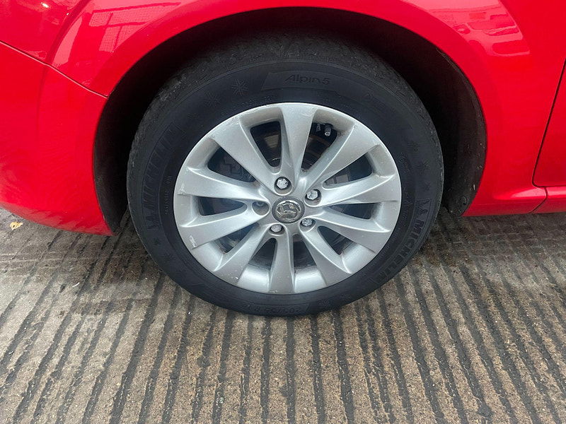 Vauxhall Zafira 1.8 16V Design Euro 5 5dr (SNav) 5dr Manual 2025