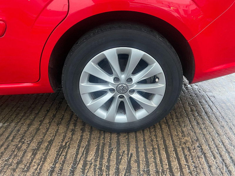 Vauxhall Zafira 1.8 16V Design Euro 5 5dr (SNav) 5dr Manual 2025