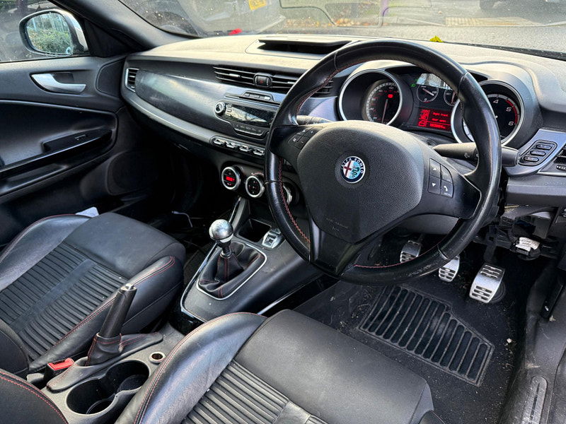 Alfa Romeo Giulietta 2.0 JTDM-2 Veloce Euro 5 (s/s) 5dr 5dr Manual 2025