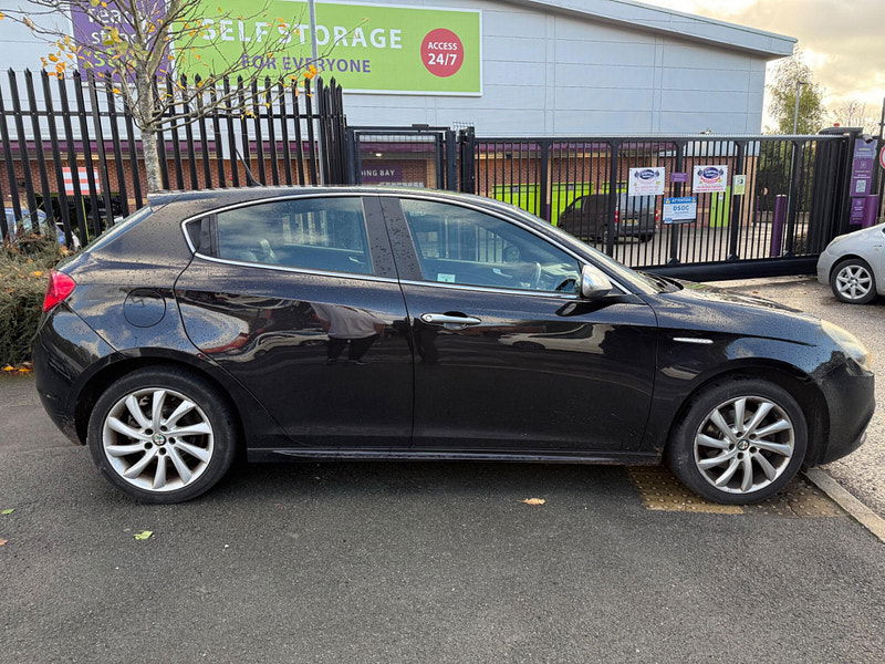 Alfa Romeo Giulietta 2.0 JTDM-2 Veloce Euro 5 (s/s) 5dr 5dr Manual 2025