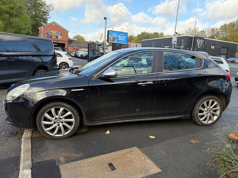 Alfa Romeo Giulietta 2.0 JTDM-2 Veloce Euro 5 (s/s) 5dr 5dr Manual 2025