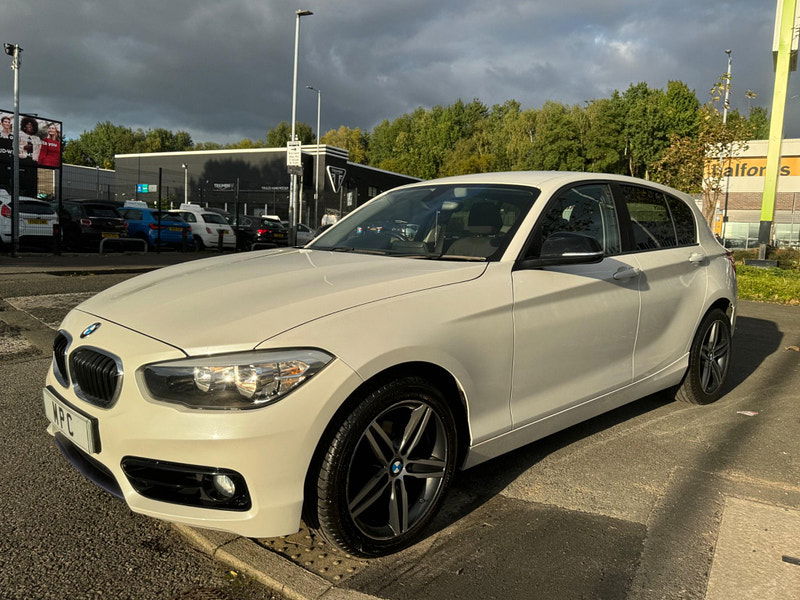 BMW 1 Series 2.0 118d Sport Euro 6 (s/s) 5dr 5dr Manual 2024