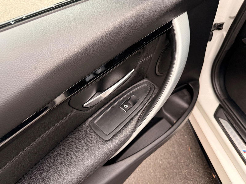 BMW 3 Series 2.0 320d M Sport Touring Auto Euro 6 (s/s) 5dr 5dr Automatic 2026