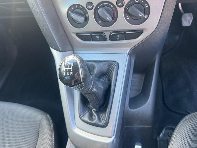 Ford Focus 1.0T EcoBoost Edge Euro 5 (s/s) 5dr 5dr Manual 2026