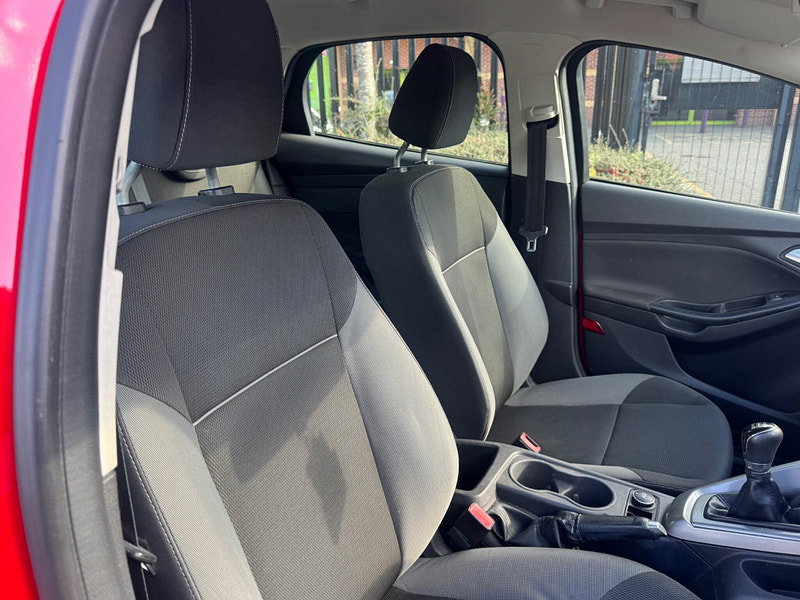 Ford Focus 1.0T EcoBoost Edge Euro 5 (s/s) 5dr 5dr Manual 2026