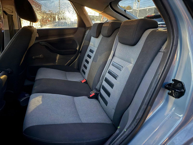 Ford Focus 1.8 TDCi Zetec 5dr 5dr Manual 2025