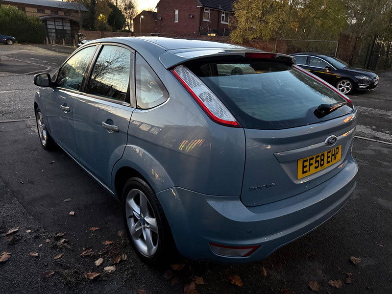 Ford Focus 1.8 TDCi Zetec 5dr 5dr Manual 2025