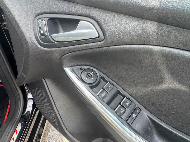 Ford Focus 2.0T EcoBoost ST-3 Euro 6 (s/s) 5dr 5dr Manual 2025