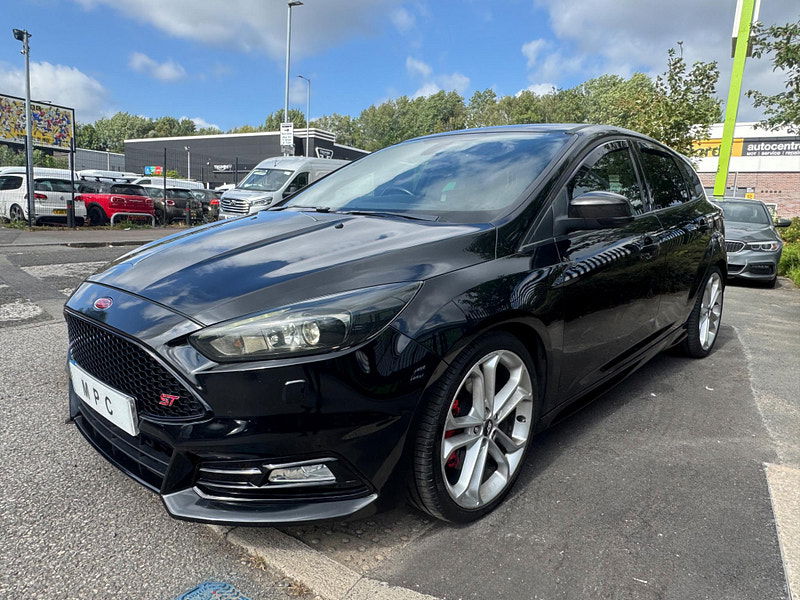 Ford Focus 2.0T EcoBoost ST-3 Euro 6 (s/s) 5dr 5dr Manual 2025