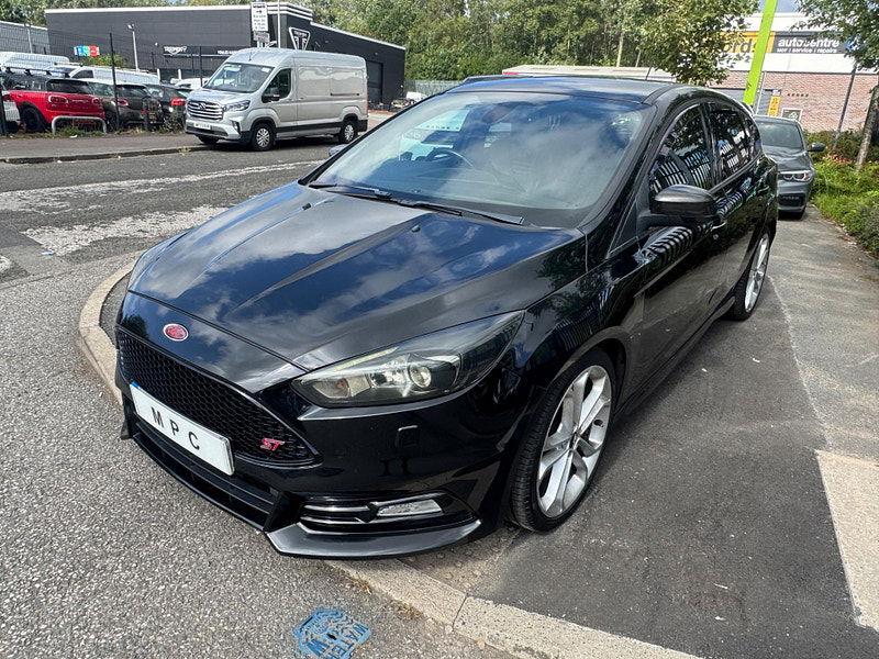 Ford Focus 2.0T EcoBoost ST-3 Euro 6 (s/s) 5dr 5dr Manual 2025