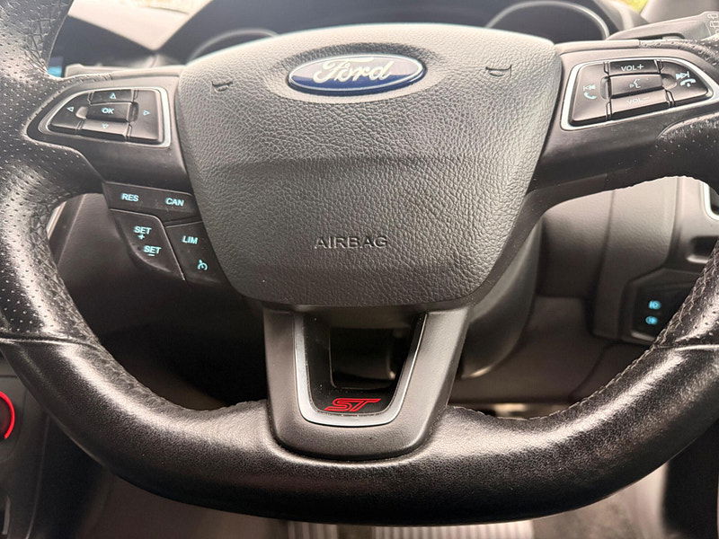 Ford Focus 2.0T EcoBoost ST-3 Euro 6 (s/s) 5dr 5dr Manual 2026