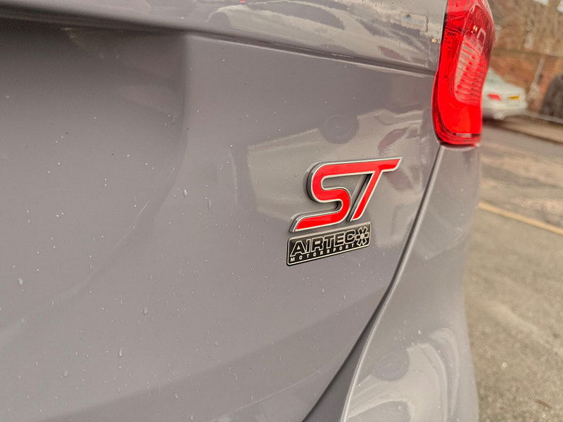 Ford Focus 2.0T EcoBoost ST-3 Euro 6 (s/s) 5dr 5dr Manual 2026