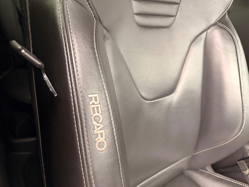 Ford Focus 2.0T EcoBoost ST-3 Euro 6 (s/s) 5dr 5dr Manual 2026