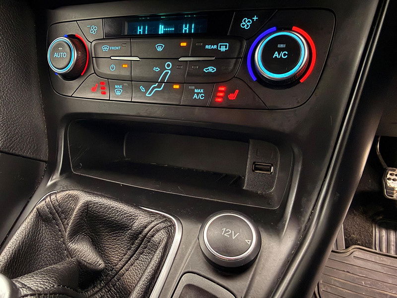 Ford Focus 2.0T EcoBoost ST-3 Euro 6 (s/s) 5dr 5dr Manual 2026