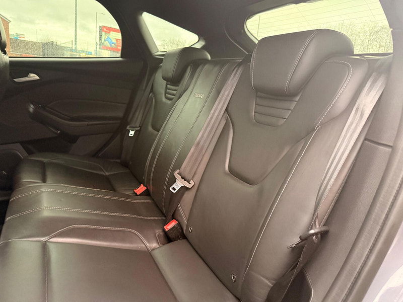 Ford Focus 2.0T EcoBoost ST-3 Euro 6 (s/s) 5dr 5dr Manual 2026