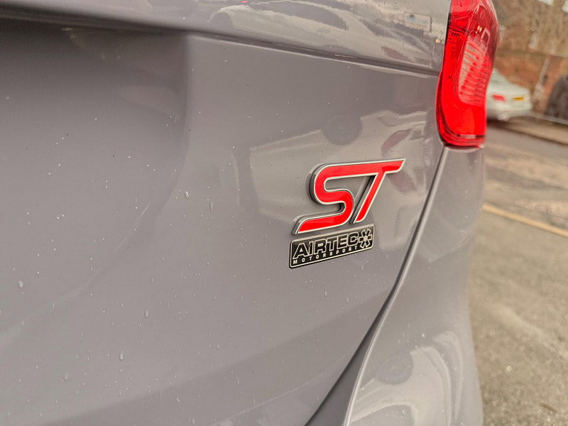 Ford Focus 2.0T EcoBoost ST-3 Euro 6 (s/s) 5dr 5dr Manual 2026