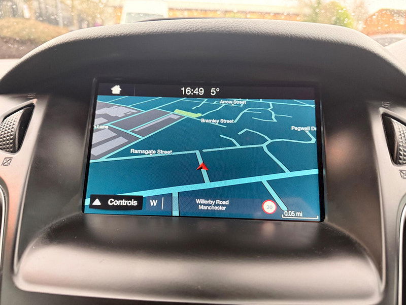 Ford Focus 2.0T EcoBoost ST-3 Euro 6 (s/s) 5dr 5dr Manual 2026