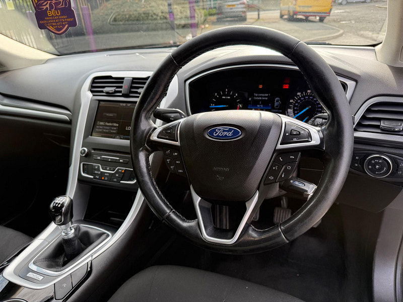 Ford Mondeo 1.5 TDCi ECOnetic Zetec Euro 6 (s/s) 5dr 5dr Manual 2025