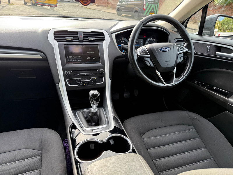 Ford Mondeo 1.5 TDCi ECOnetic Zetec Euro 6 (s/s) 5dr 5dr Manual 2025