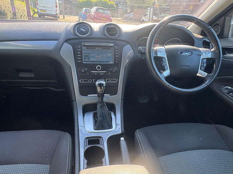 Ford Mondeo 2.0 TDCi Zetec Business Edition Powershift Euro 5 5dr 5dr Automatic 2025