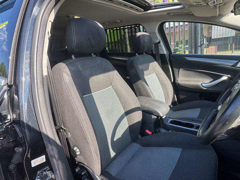 Ford Mondeo 2.0 TDCi Zetec Business Edition Powershift Euro 5 5dr 5dr Automatic 2025