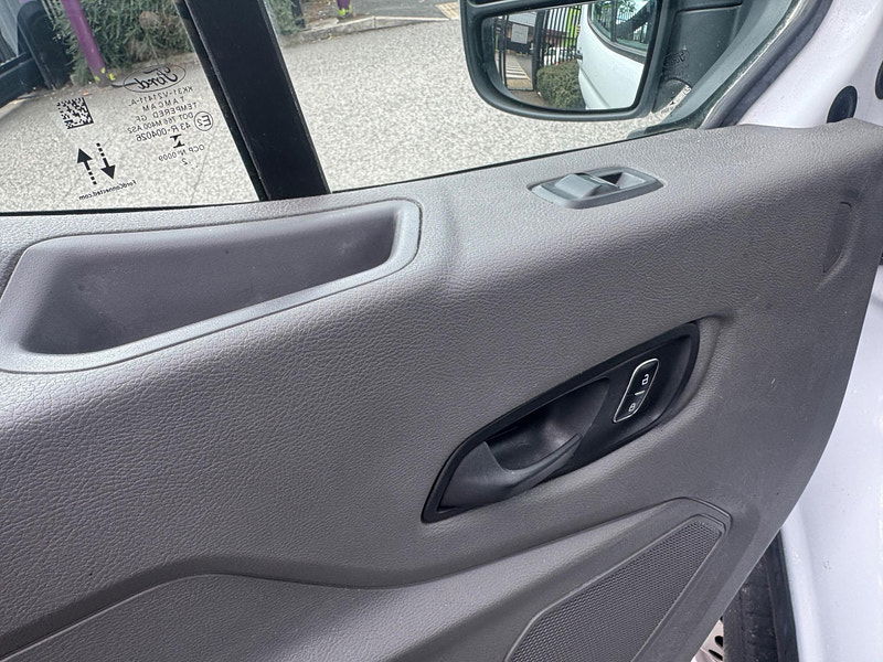 Ford Transit 2.0 350 EcoBlue Leader RWD L3 H3 Euro 6 (s/s) 5dr 5dr Manual 2025