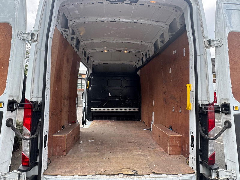 Ford Transit 2.0 350 EcoBlue Leader RWD L3 H3 Euro 6 (s/s) 5dr 5dr Manual 2025