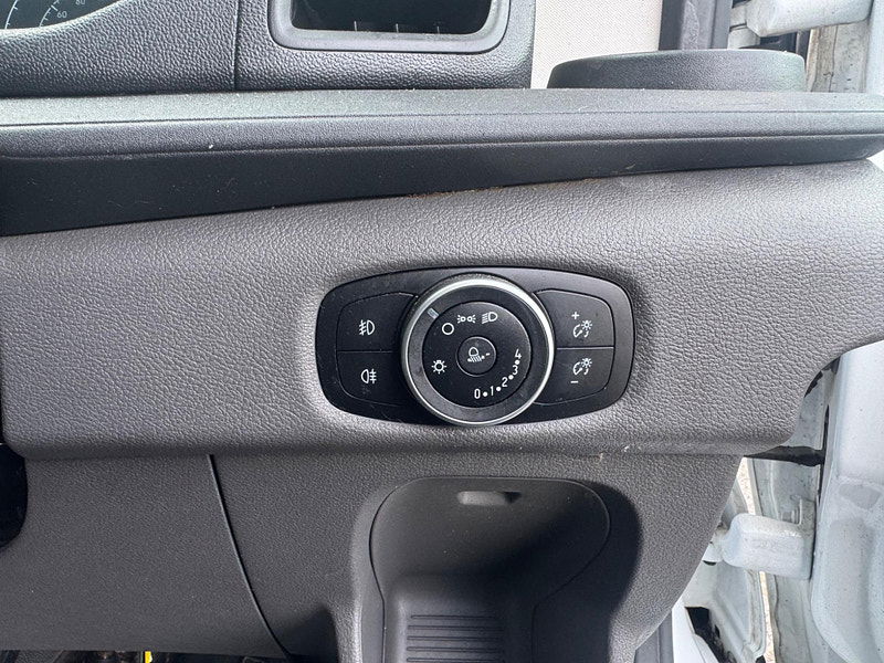 Ford Transit 2.0 350 EcoBlue Leader RWD L3 H3 Euro 6 (s/s) 5dr 5dr Manual 2025