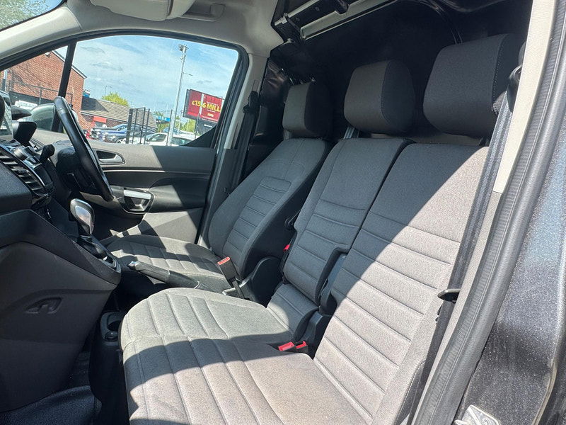 Ford Transit Connect 1.5 240 EcoBlue Limited Auto L2 Euro 6 (s/s) 5dr 5dr Automatic 2025