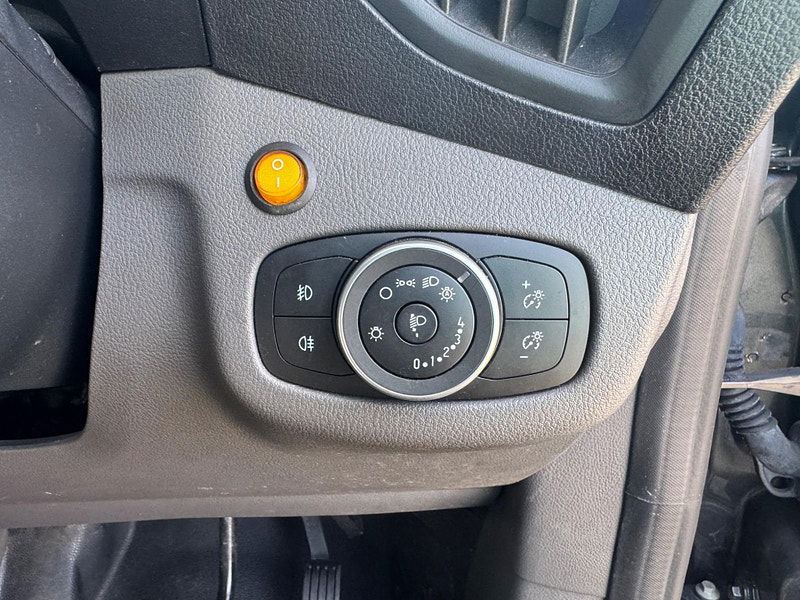 Ford Transit Connect 1.5 240 EcoBlue Limited Auto L2 Euro 6 (s/s) 5dr 5dr Automatic 2025