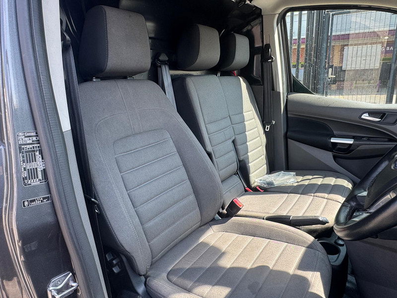 Ford Transit Connect 1.5 240 EcoBlue Limited Auto L2 Euro 6 (s/s) 5dr 5dr Automatic 2025