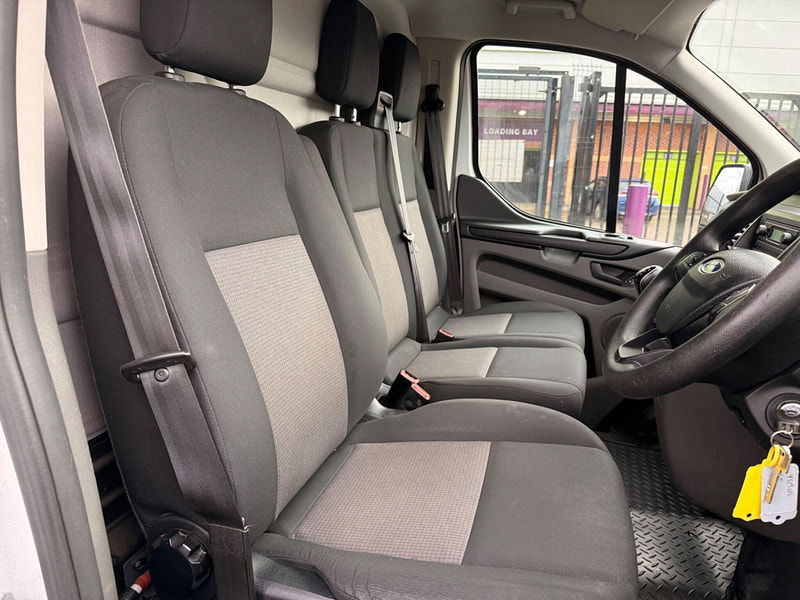 Ford Transit Custom 2.0 300 EcoBlue L1 H2 Euro 6 5dr 5dr Manual 2026