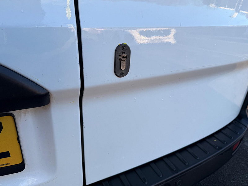 Ford Transit Custom 2.0 300 EcoBlue Leader L1 H2 Euro 6 (s/s) 5dr 5dr Manual 2026