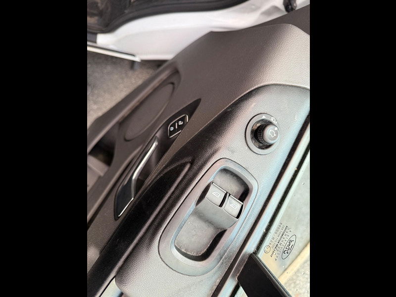 Ford Transit Custom 2.0 300 EcoBlue Trend L1 H2 Euro 6 (s/s) 5dr 5dr Manual 2025