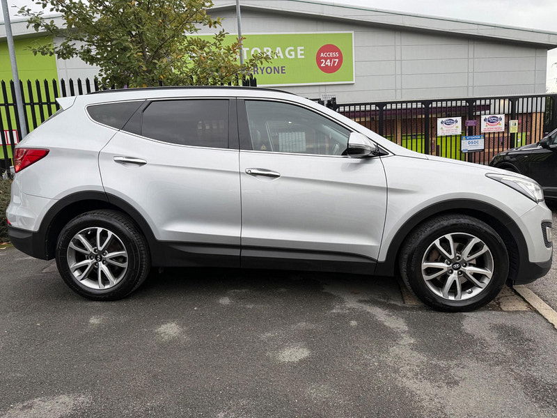 Hyundai Santa Fe 2.2 CRDi Premium Auto 4WD Euro 5 5dr (5 seat) 5dr Automatic 2025