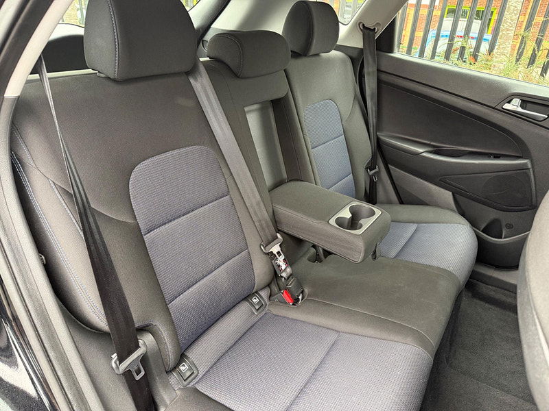 Hyundai Tucson 1.7 CRDi Blue Drive SE Nav DCT Euro 6 (s/s) 5dr 5dr Automatic 2025