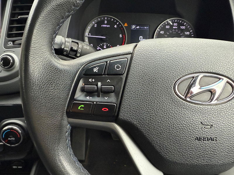 Hyundai Tucson 1.7 CRDi Blue Drive SE Nav DCT Euro 6 (s/s) 5dr 5dr Automatic 2025