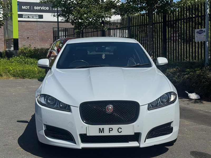 Jaguar XF 2.2d R-Sport Black Auto Euro 5 (s/s) 4dr 4dr Automatic 2025