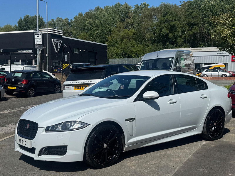 Jaguar XF 2.2d R-Sport Black Auto Euro 5 (s/s) 4dr 4dr Automatic 2025