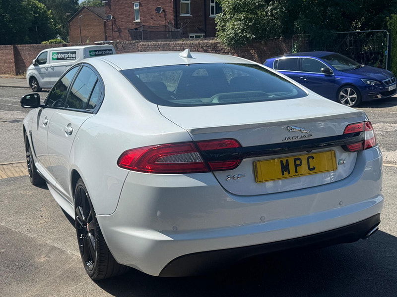 Jaguar XF 2.2d R-Sport Black Auto Euro 5 (s/s) 4dr 4dr Automatic 2025