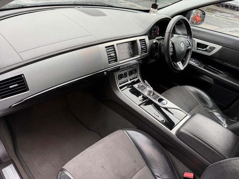 Jaguar XF 2.2d Sport Auto Euro 5 (s/s) 4dr 4dr Automatic 2025