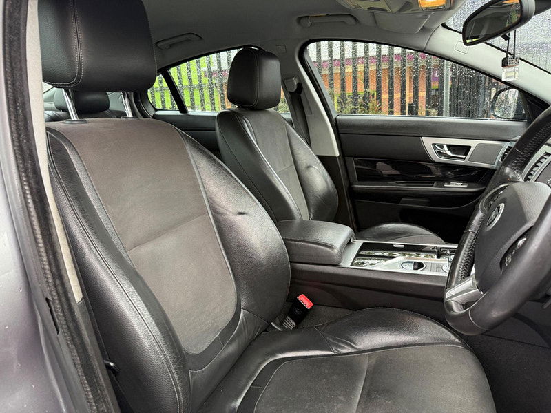 Jaguar XF 2.2d Sport Auto Euro 5 (s/s) 4dr 4dr Automatic 2025